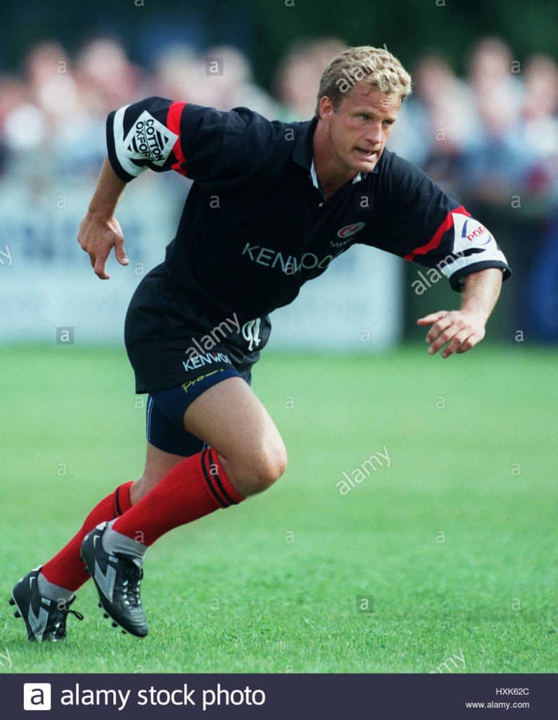 michael-lynagh-saracens-ru-29-august-1997-HXK62C.jpg